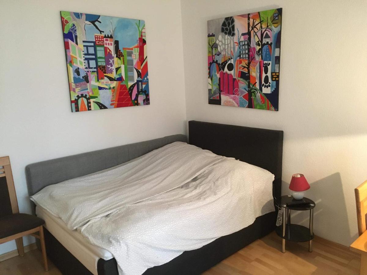 1-Zimmer-Apartment Mitten Im Friedrichshain Berlin Bagian luar foto